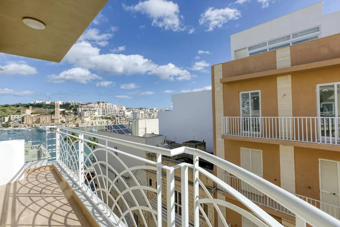 Seaview,Beautiful 3Br Apt 3 Marsaskala Malta