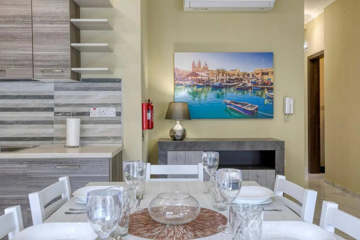 Apartment Seaview,Beautiful 3Br Apt 3 Marsaskala