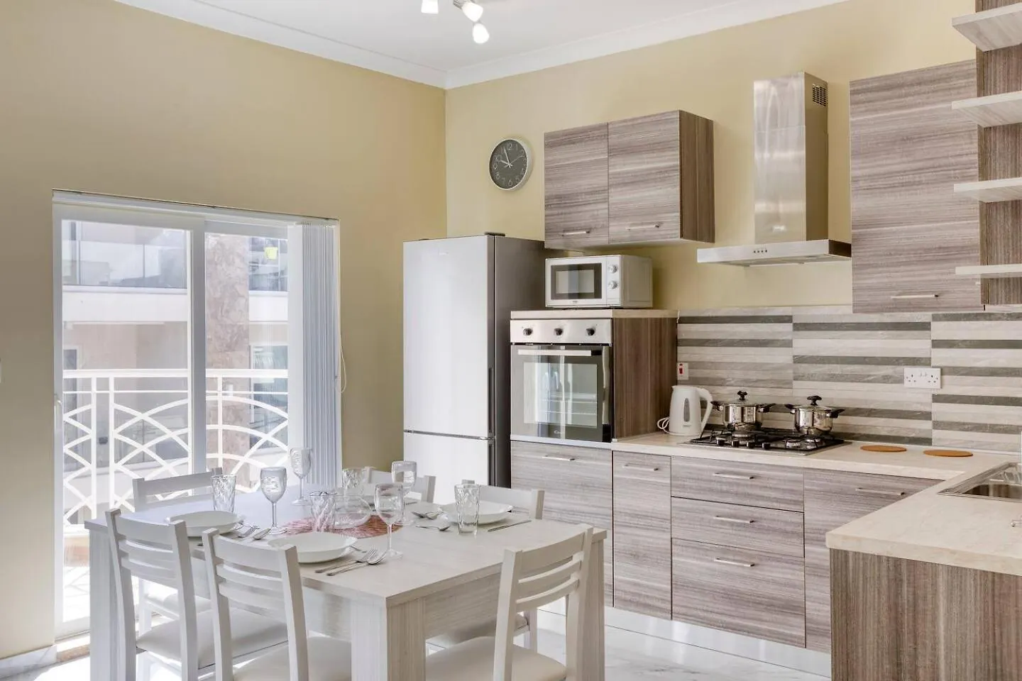 Seaview,Beautiful 3Br Apt 3 Marsaskala 0*,