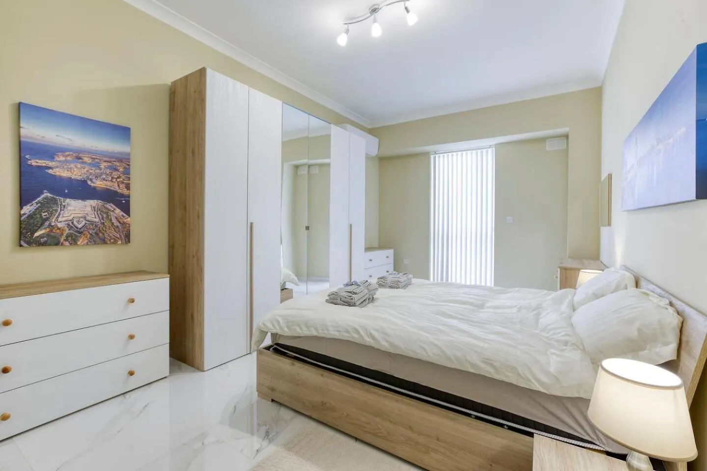 Seaview,Beautiful 3Br Apt 3 Marsaskala 0*,  Malta