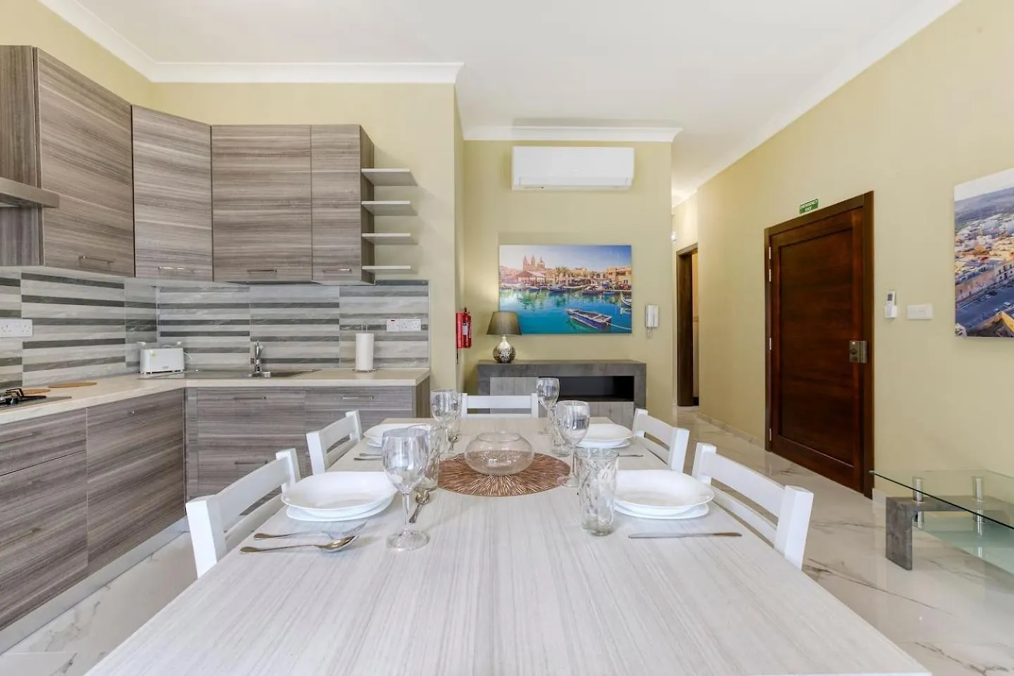 Apartment Seaview,Beautiful 3Br Apt 3 Marsaskala